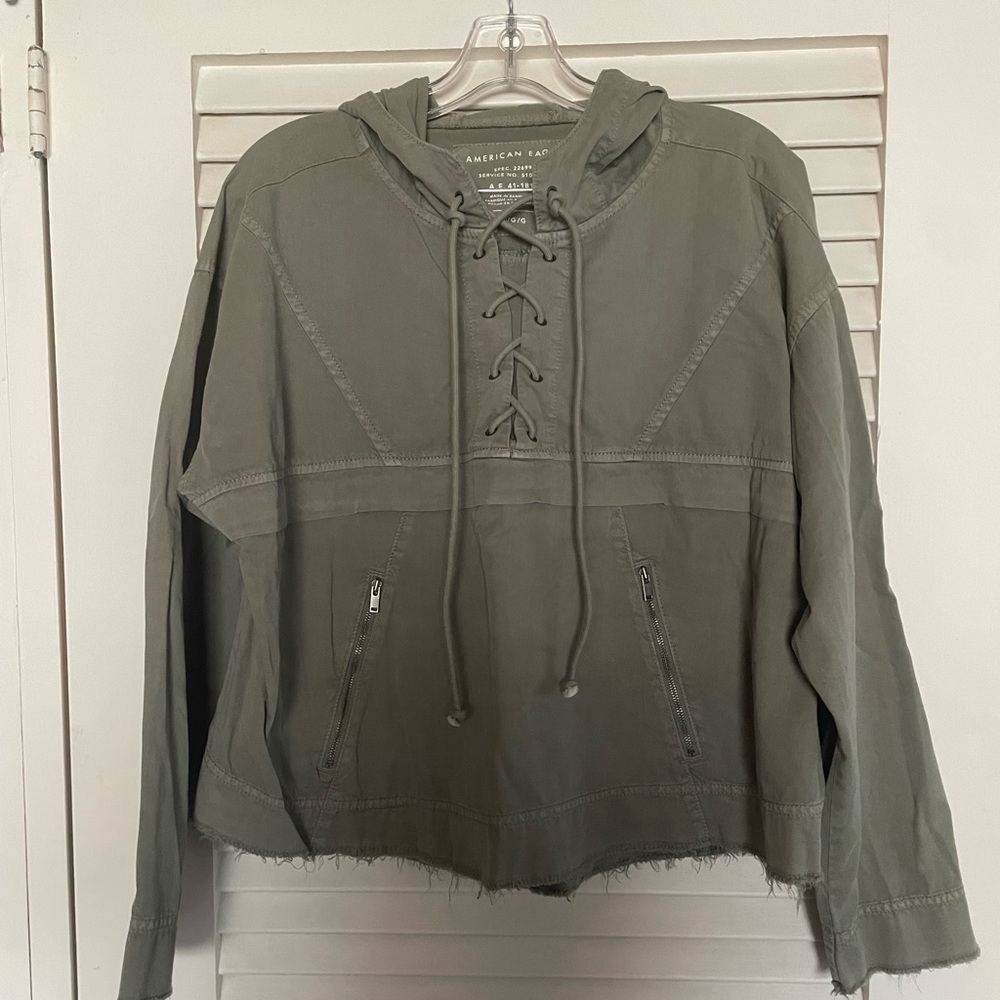 American Eagle cropped utility jacket